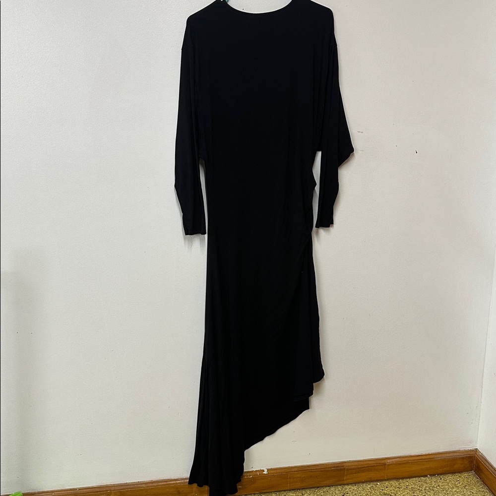 Black Asymmetric Long Sleeve Dress - Women - Picture 3 of 4